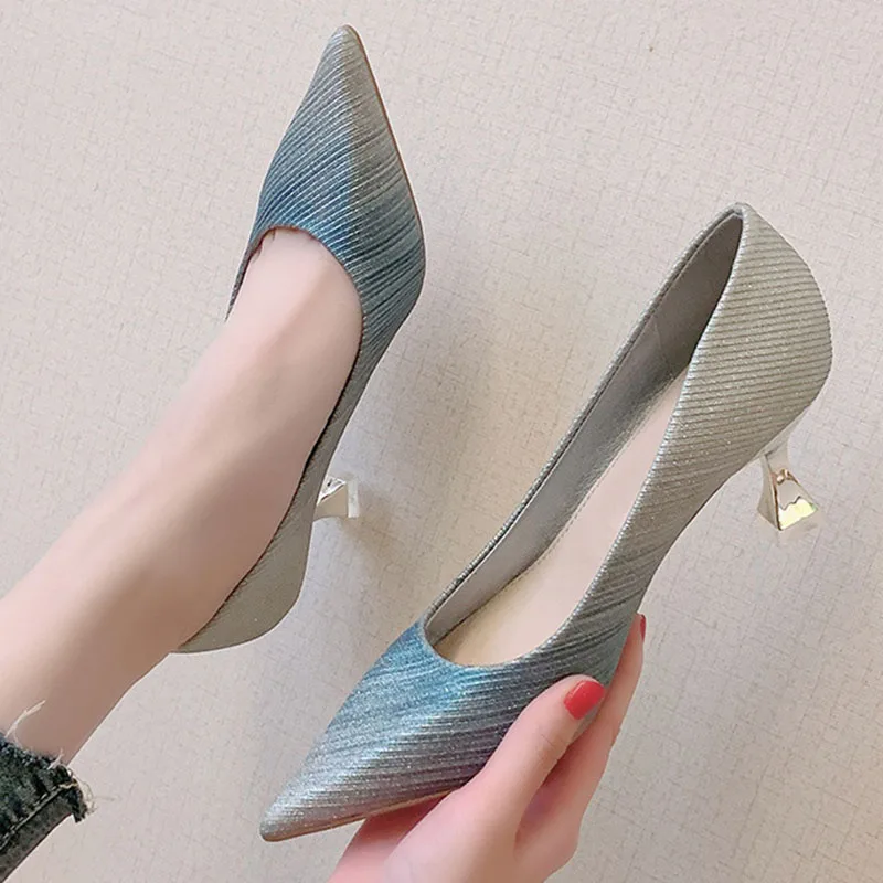 

Bling Chic Celebrity Silver Pumps Woman Glitter Stiletto High Heels Shoes for Women Pointed Toe Metal Heels Paillette Pompes2020