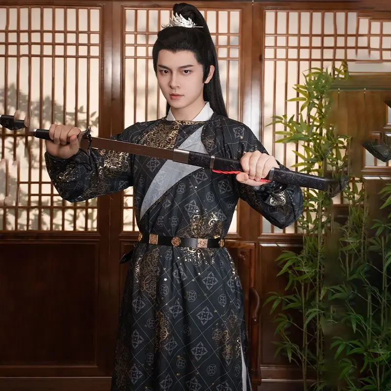 Оригинальный позолоченный халат ханьфу с круглым вырезом произведенный в