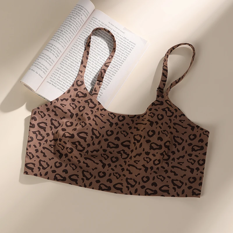 Женский комплект нижнего белья из трусов и бюстгальтера с леопардовым принтом