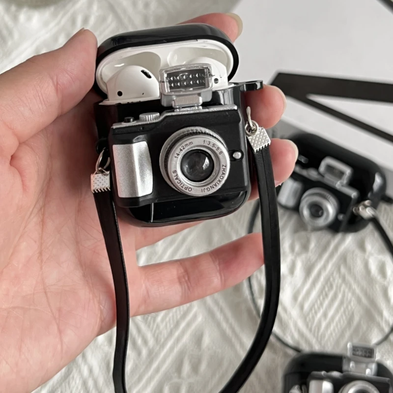 Чехол для наушников с 3D камерой Apple Airpods Pro 1 2