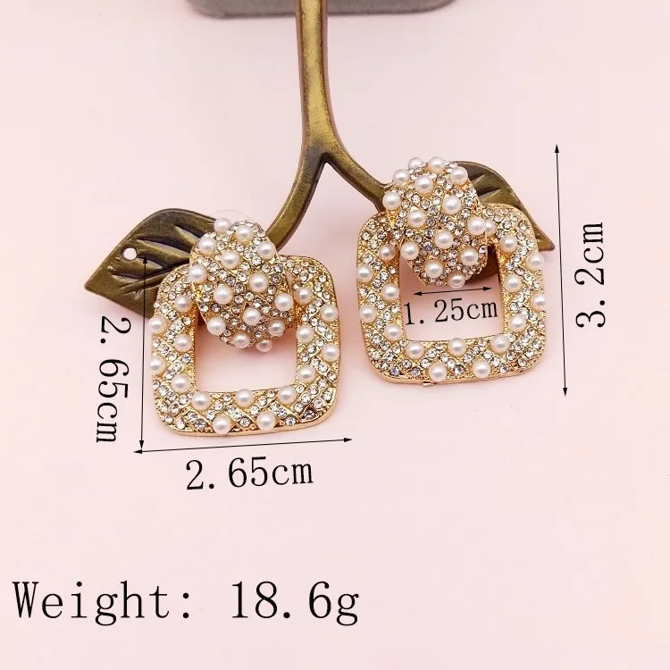 2023 New Korean style alloy pearl-studded earrings fashion advanced ins style geometric stitching diamond earrings for women