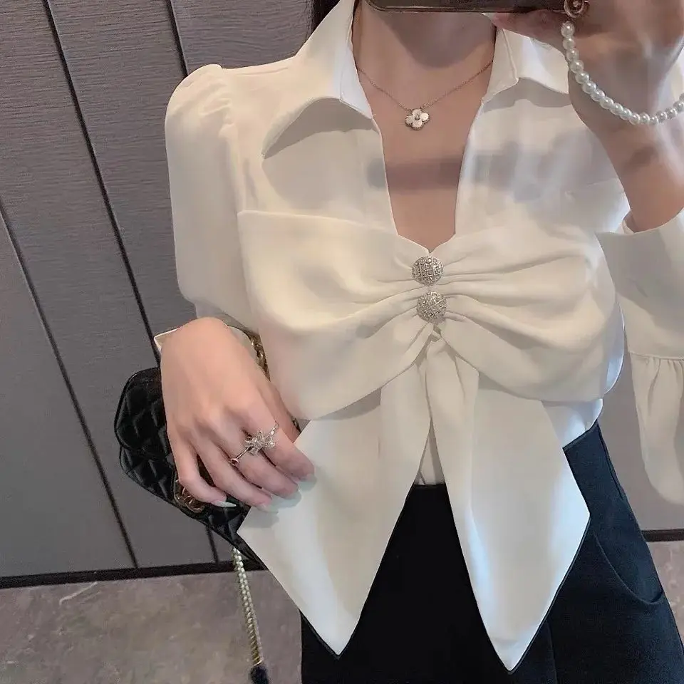 

V-neck bow white shirt women's early spring new design high-quality top long-sleeved chiffon shirt commuting