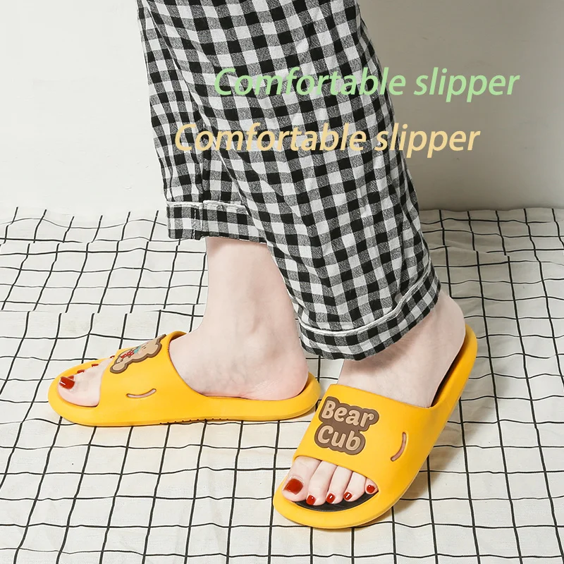 

ChuulGorl Women Summer Cute Bear Slippers Thick Platform Comfort Men Anti-slip Bathroom Fashion Indoor Shoes 2022 Female Sandals