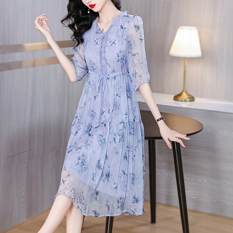 Женское платье-миди из шелка тутового шелкопряда с цветочной вышивкой