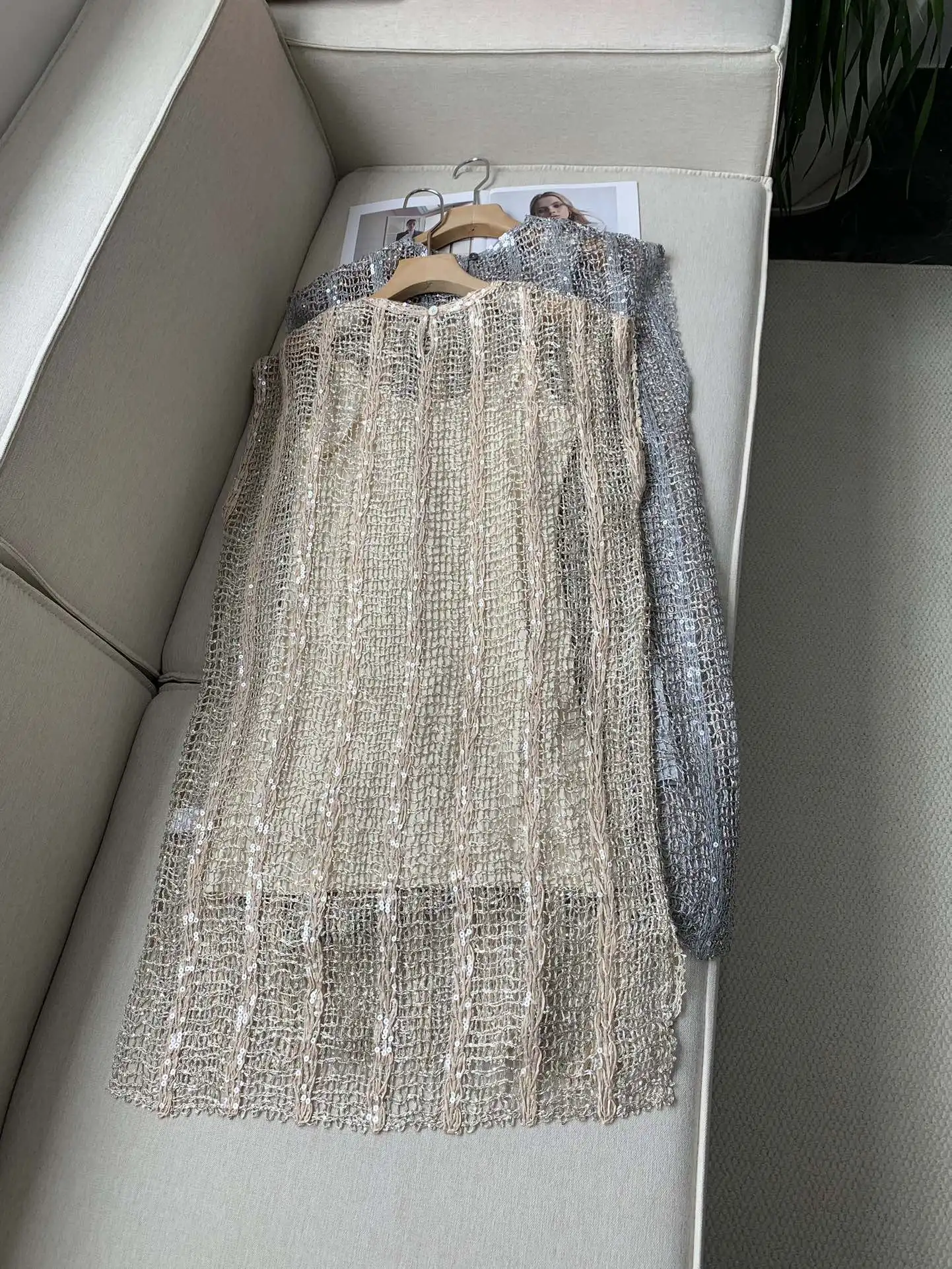 Женское платье из двух частей ажурное с блестками весна-осень 2024