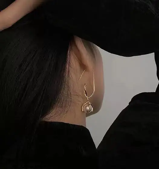 Серьги из жемчуга АА уникального дизайна белые круглые серебряные ювелирные