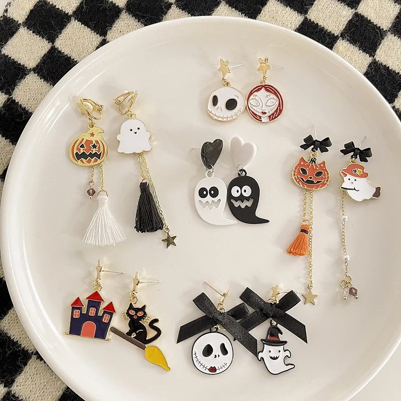 

Pumpkin Castle Ghost 925 Silver Needle Stud Earrings Halloween Day Skull Personality Earrings Female