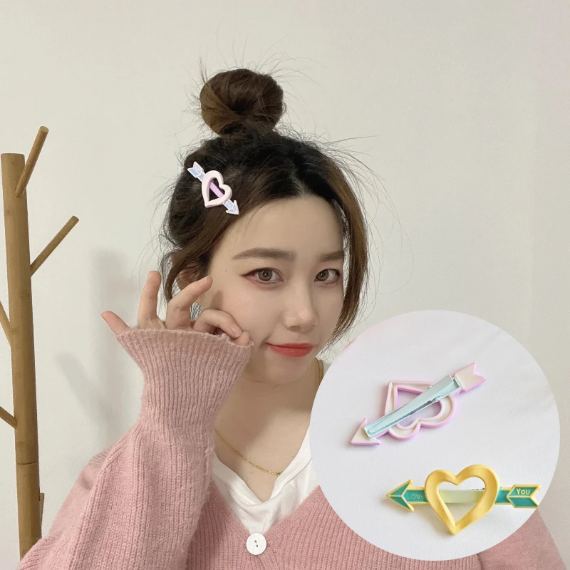 

An Arrow Through The Heart Hair Clip Women Girls Acrylic Hairpin Candy Color Hollow Sweet Love Hair Accessories Jewelry 머리핀