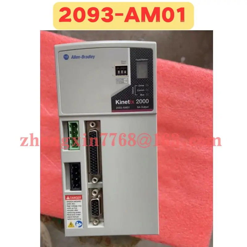 Б/у Сервопривод 2093-AM01 2093 AM01 Нормальная функция Протестировано ОК