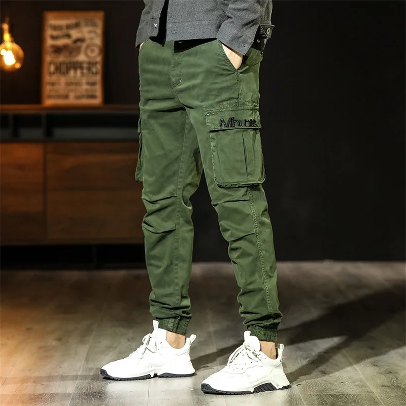 Streetwear Fashion Men Jeans Big Pocket Casual Cargo Pants Hombre Korean Style Embroidery Designer Hip Hop Joggers Men Trousers