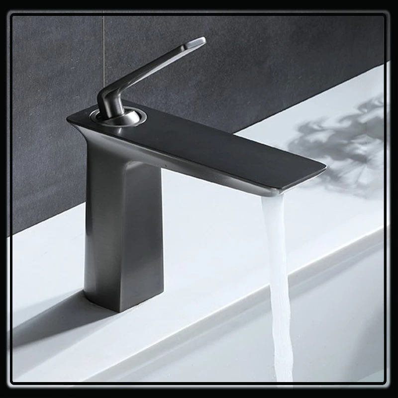 

Black Bathroom Basin Faucet Brass Washbasin Mixer Tap Kitchen Gourmet Faucet Gun Gray Sink Hot and Cold Tap Luxury Vanity Faucet