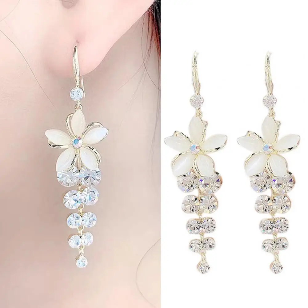 

1 Pair Women Earrings Flower Shape Shiny Rhinestone All Match Long Drop Earrings for Gift