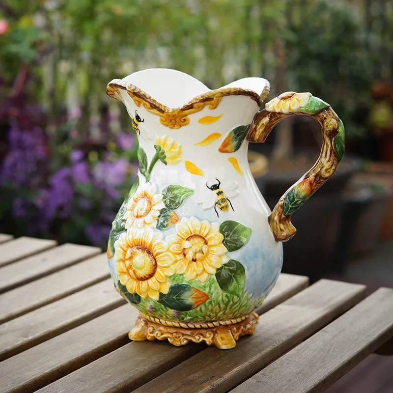 

Vintagel Pastoral Hand Painted Sunflower Vase Tabletop Decorative Ceramic Flower Vases Decoration Home Unique Housewarming Gift