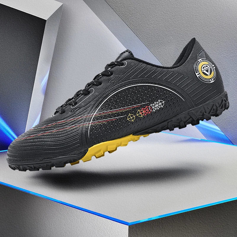 HIKEUP Four-Season Run Sports Men Sneaker Youth Football Shoes Low-Top Crushed Spikes Long Spikes Outdoor Shoes Training Shoe