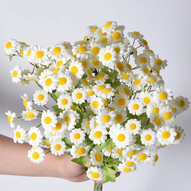 

1/2pcs Artificial Flowers Bouquet 30 Heads Small Daisies Chamomile Flowers Home Decoration Dutch Chrysanthemum Photography Props