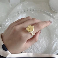 light gold ring design feeling hand made pistil index finger ring 2022 new trendy temperament female flower girl ring jewelry