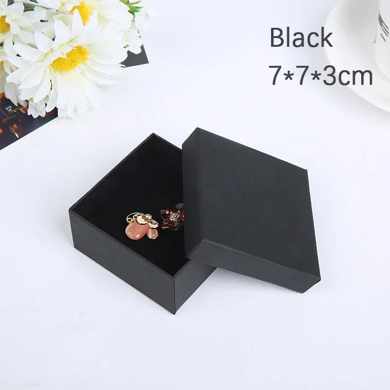 Картонные шкатулки для украшений 24 шт.