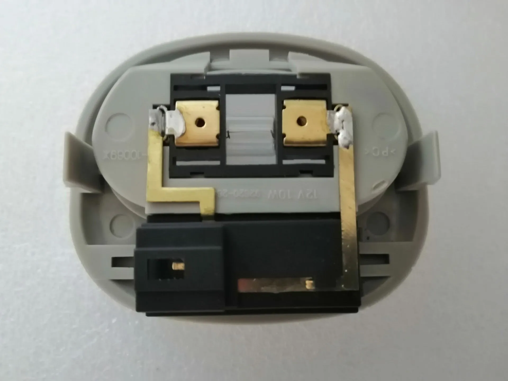 

92620-26000 Dome Light Reading Light For Hyundai Terracan Boliger Santa Fe For KIA Sorento 02-06