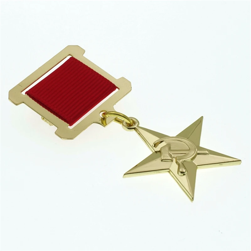 Золотая медаль Сталина со звездами Россия Вторая мировая война Советская за пять