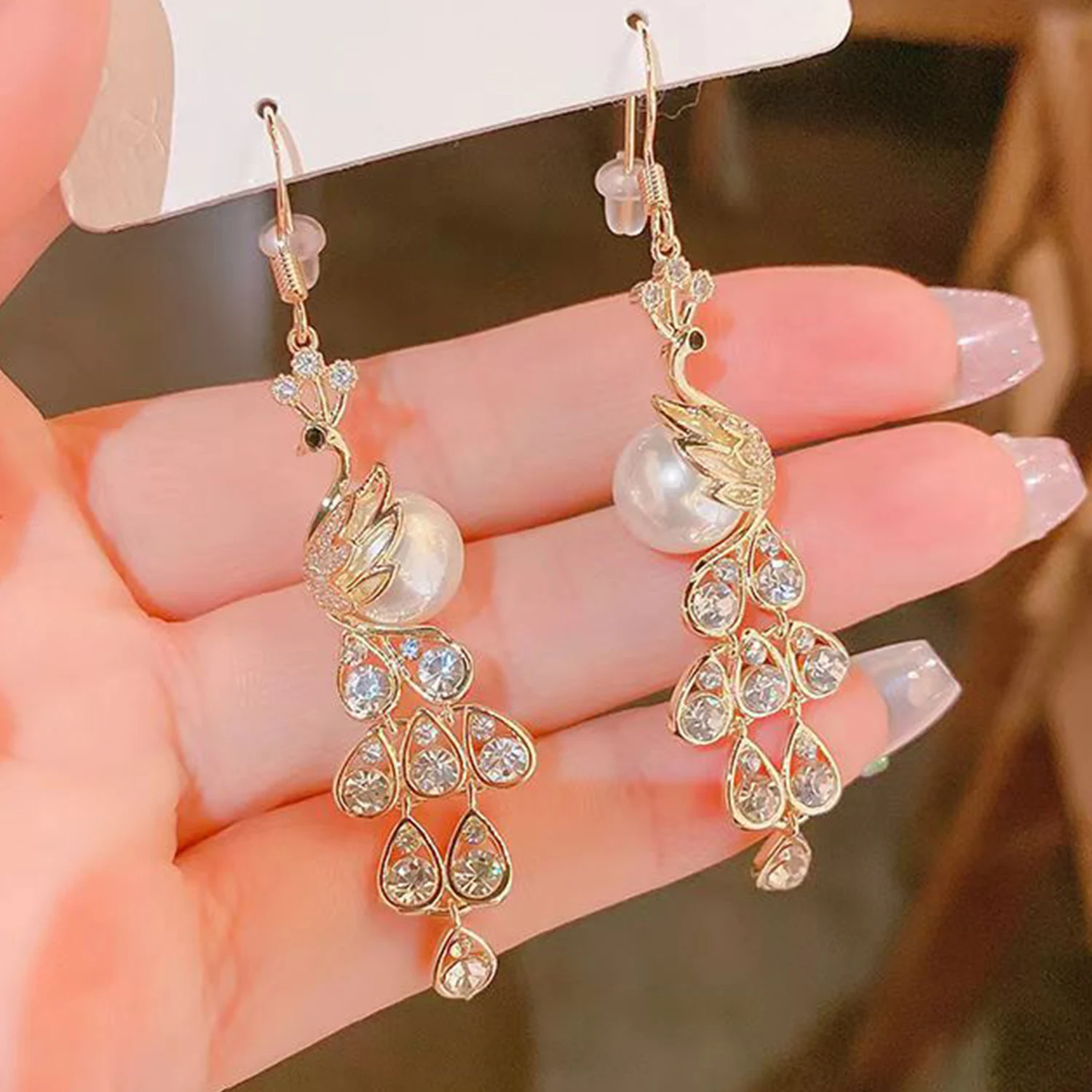 

New Exaggerated Rhinestone Peacock Earrings For Women Vintage Ethnic Long Creative Gold Color Animal Earings Luxury Jewelry Gift