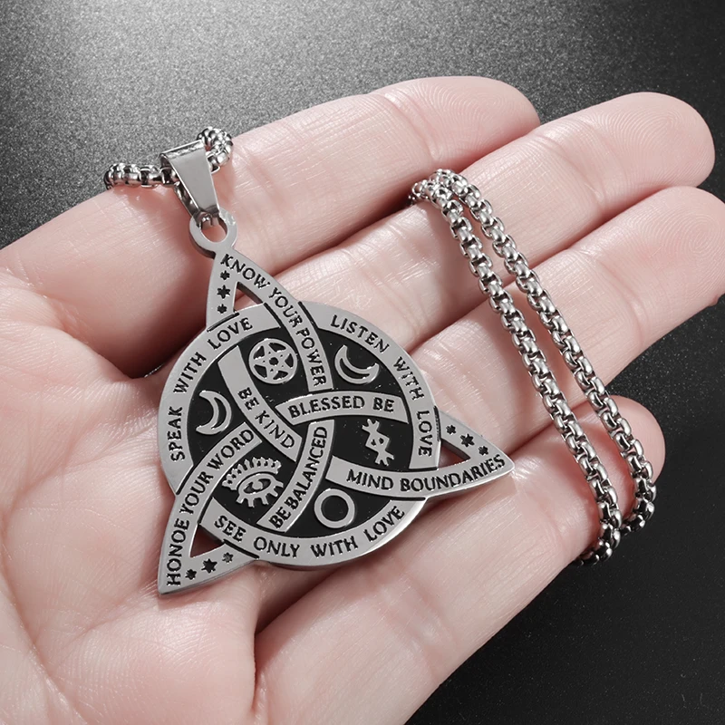

Personality Classic Viking Witch Celtic Knot Pendant Necklace Stainless Steel Men's Gothic Protection Amulet Triangle Necklace