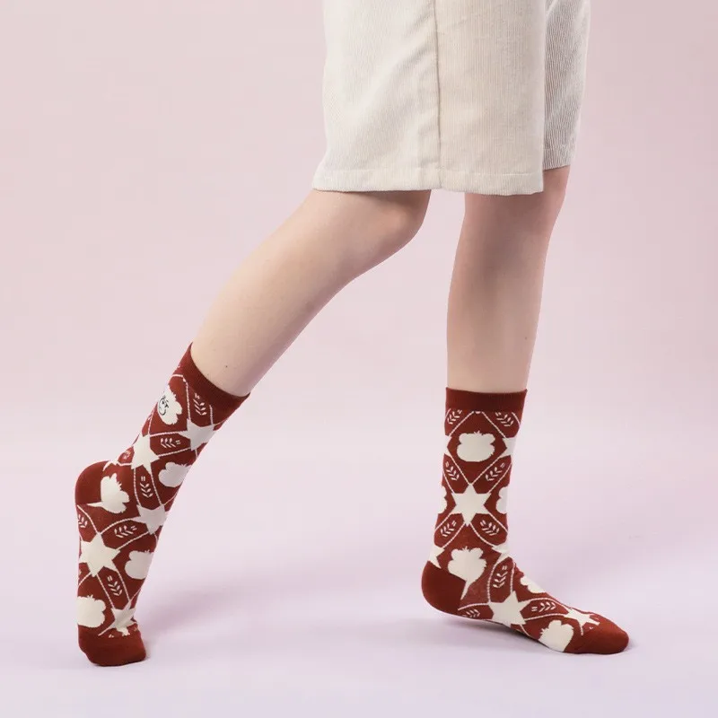 5 Pairs of high quality cotton women's socks medium socks Bear striped socks women's socks casual socks personality socks