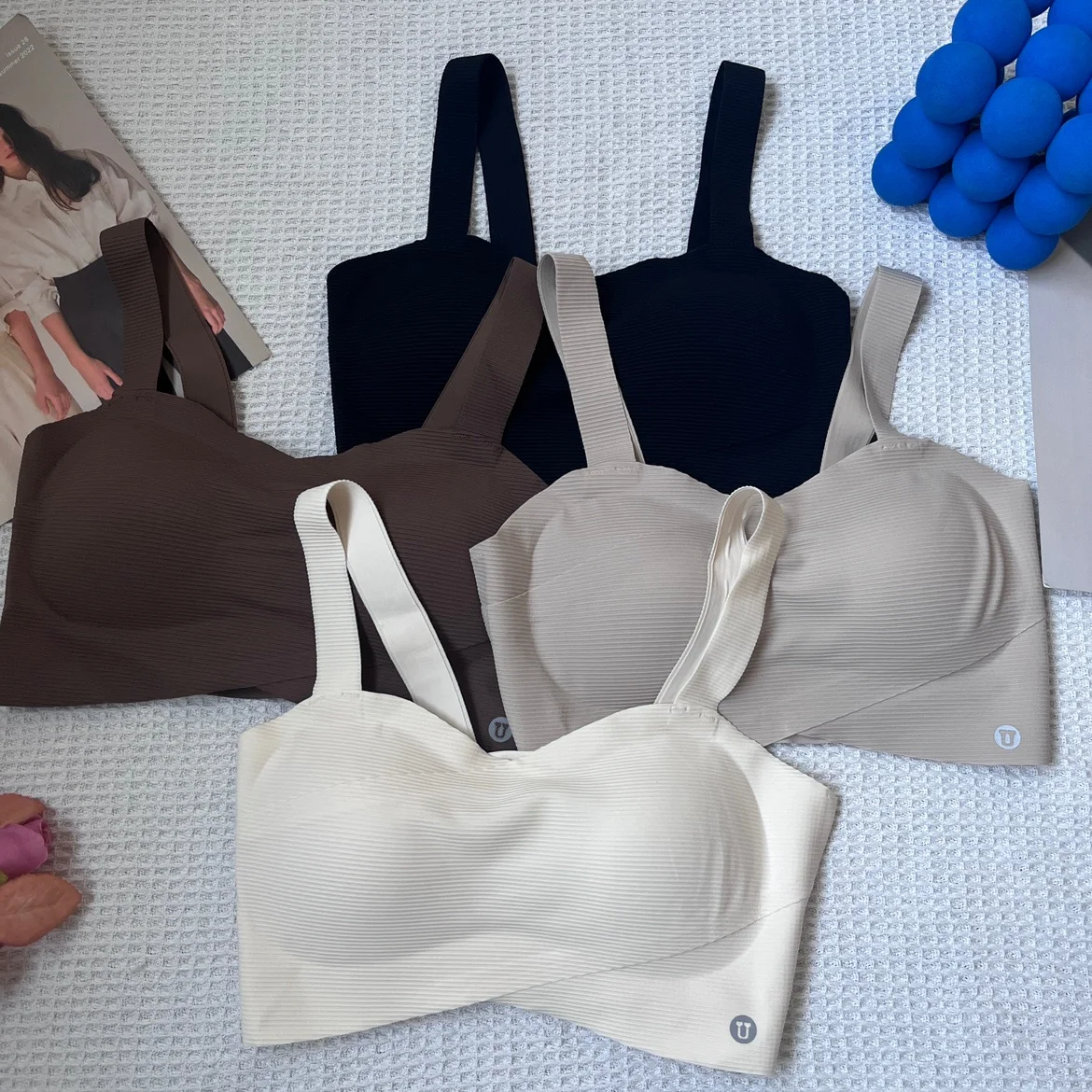 Новинка 620 женский топ с V-образным вырезом широким плечевым ремнем и