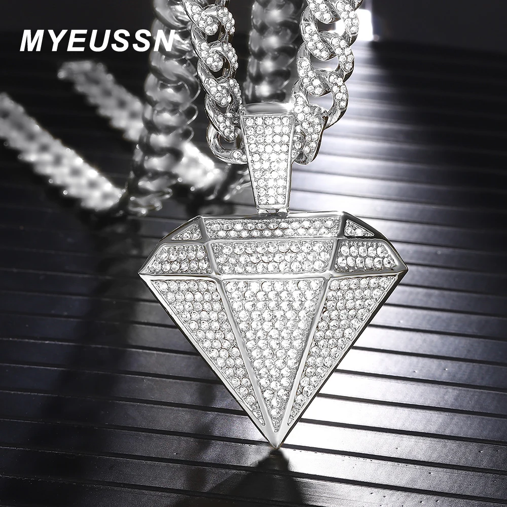 

Ожерелье с подвеской в виде бриллиантов для мужчин и женщин, украшение в стиле хип-хоп с кубинской цепью 13 мм, сверкающее украшение в стиле х...