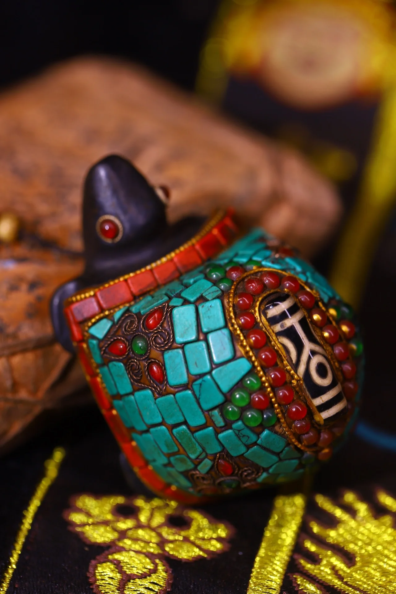 Коллекция тибетских храмов 2 дюйма старый натуральный метеорит мозаика