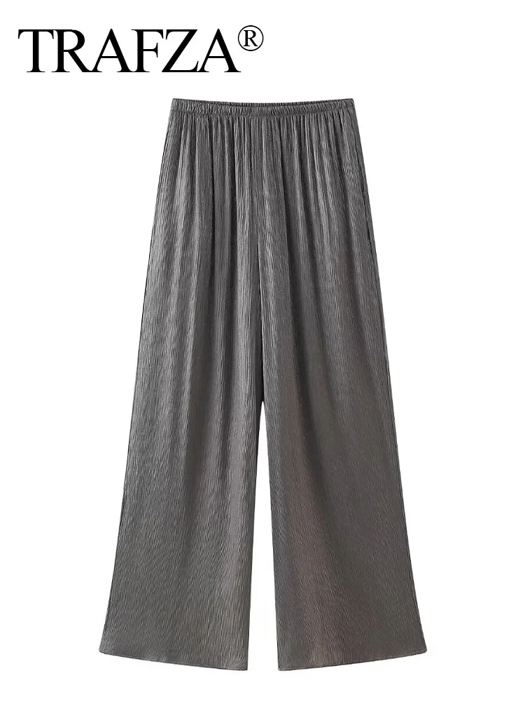 Женская блузка с отложным воротником и брюки широкими штанинами карманами