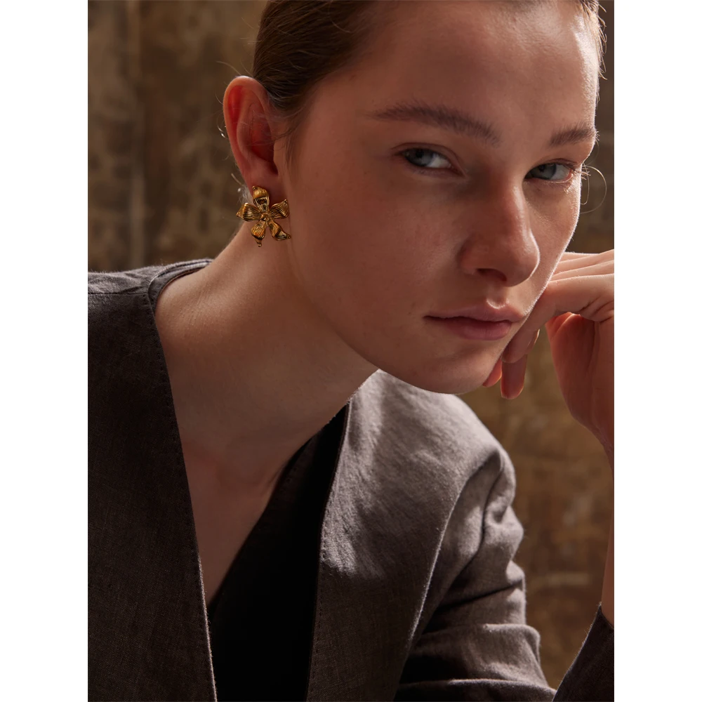 Yhpup 2024 новые серьги-гвоздики из нержавеющей стали с металлическими цветами