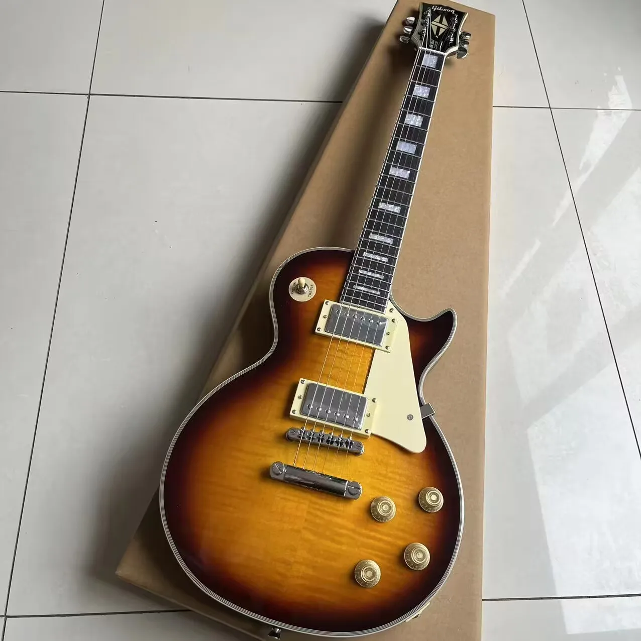 

Mahogany body rose wood fingerboard Flame Maple Top G Les Standard LP Paul Solid Electric Guitar the Factory outlet EULGS