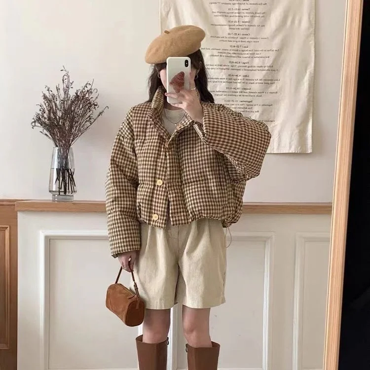 

Куртка на белом утином пуху в черно-белую клетку, короткая модная утепленная куртка с воротником-стойкой, Корейская версия, 2023