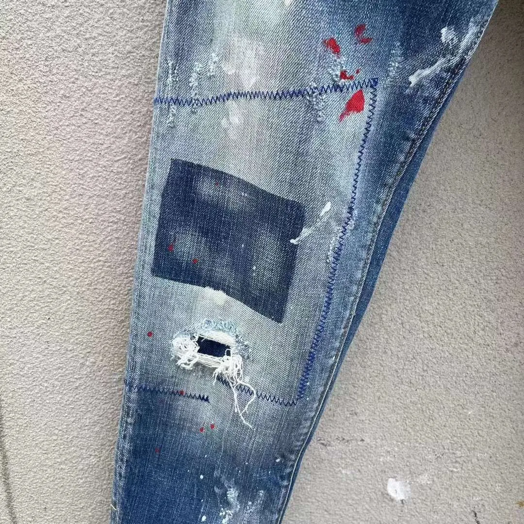 2023 Spring/Summer New D2 Jeans Fashion Men's Water Wash Worn Hole Patch Patch Printed Letter Slim Fit Blue Jeans Men