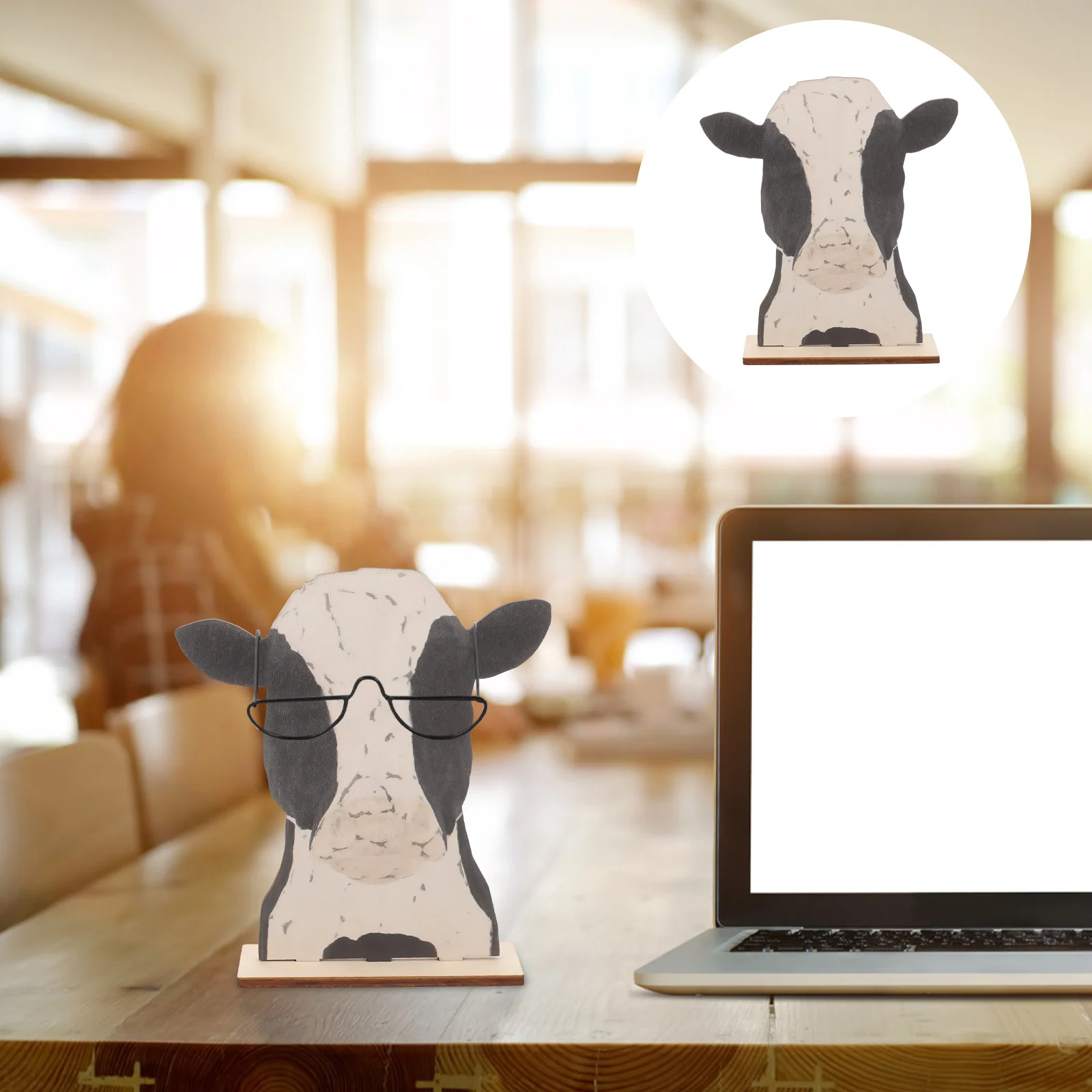

Cow Head Sunglass Stand Eyewear Stand Home Decorative Cow Head Sculpture