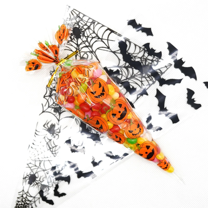 Halloween Cone Bags Triangle Candy Bags Halloween Party Festival Gift Favors Bags Halloween Snack Trick Or Treat Bag 100pcs
