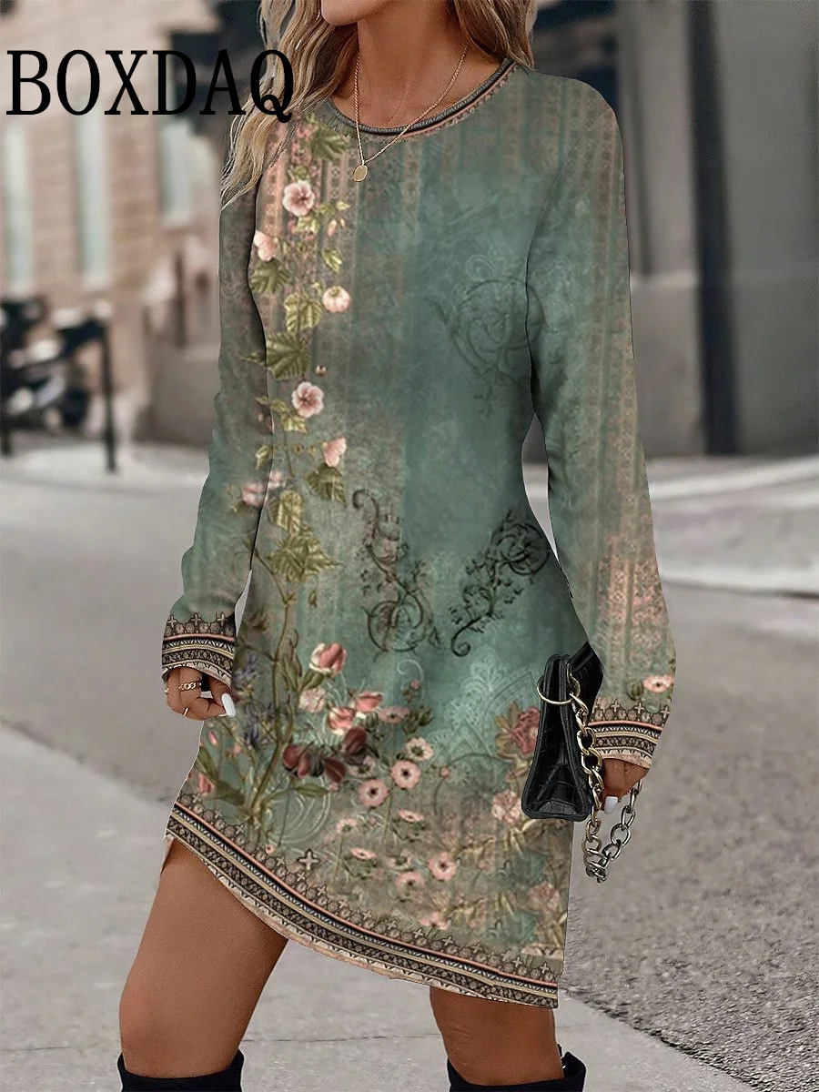 Женское платье с цветочным принтом