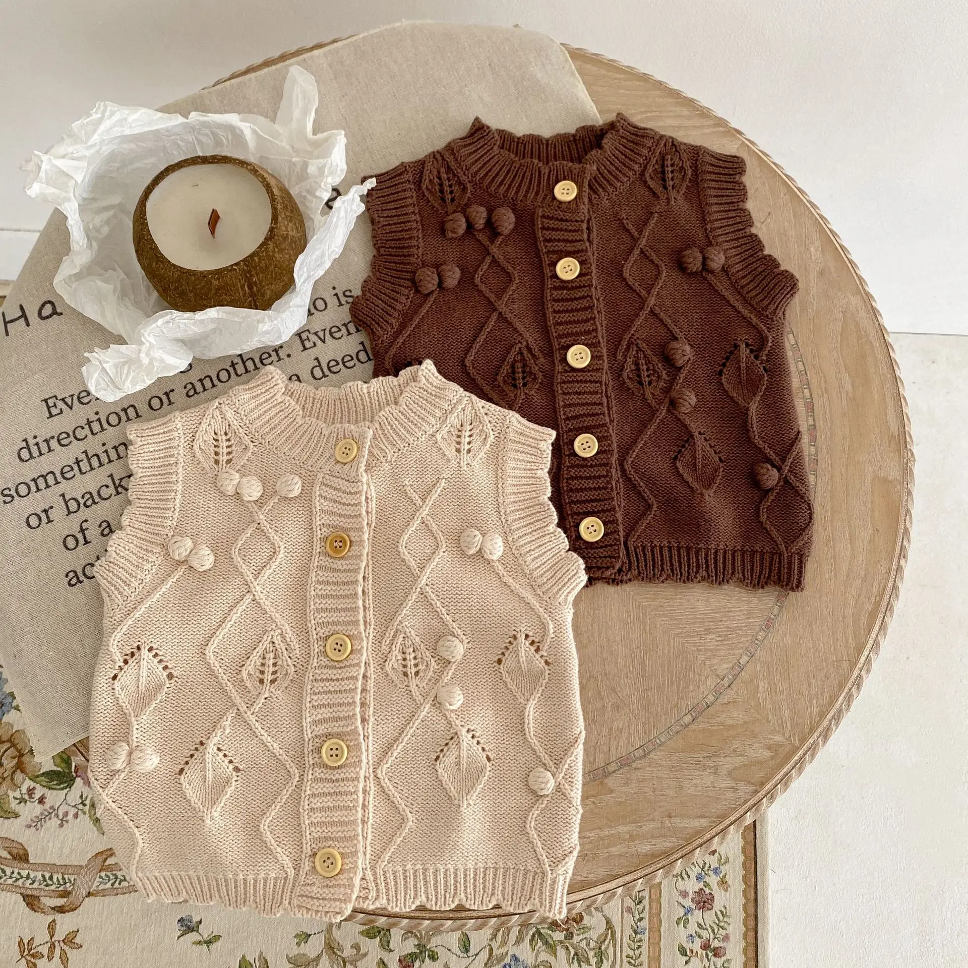 

Новинка 2022 года; Осенний вязаный кардиган для маленьких мальчиков; Симпатичный помпон; Жилетка без рукавов для маленьких девочек; Топы с выр...