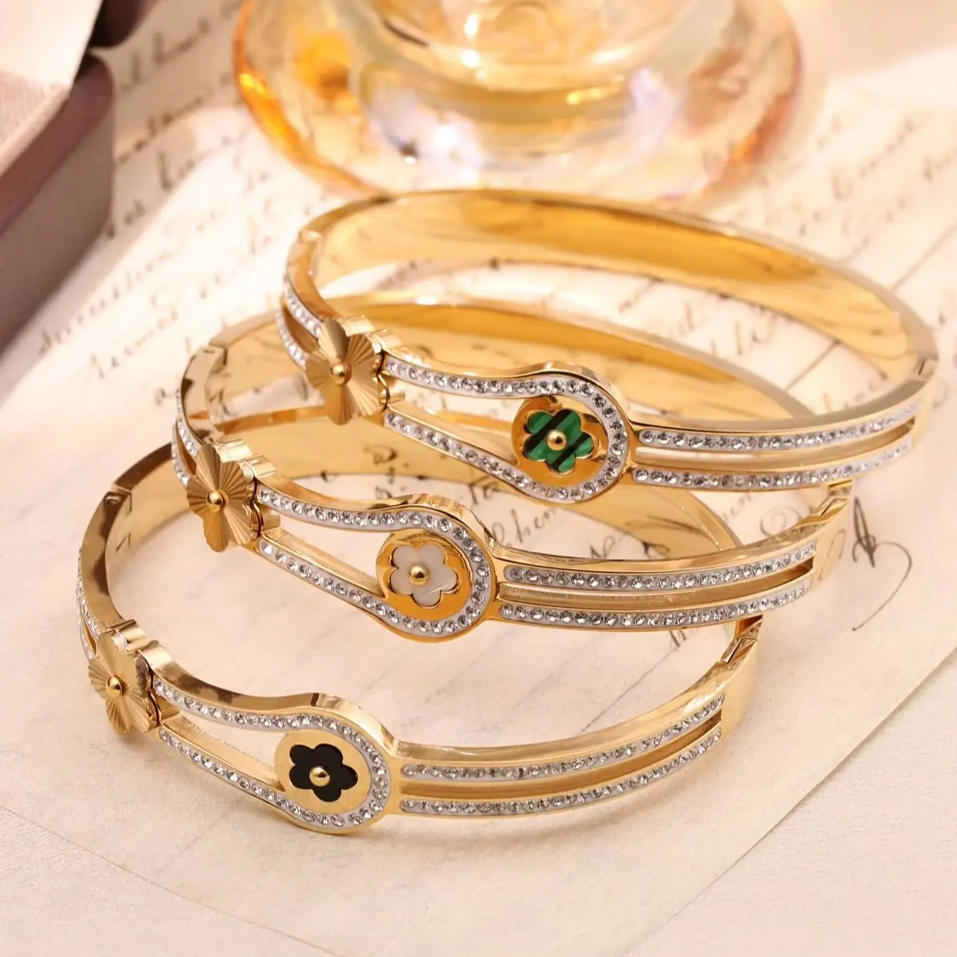 Стильный очаровательный женский браслет из нержавеющей стали подходящий для