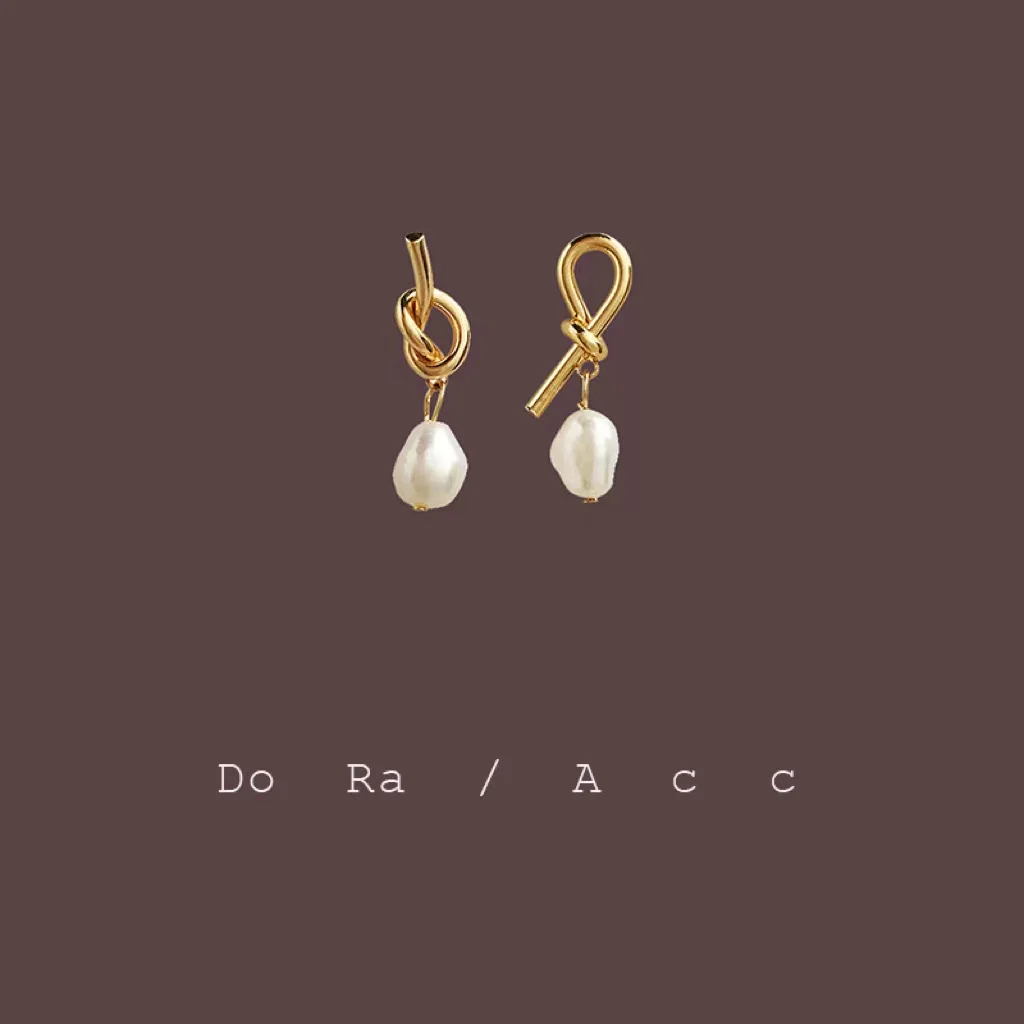

Personalized design with pearl earrings and irregular design for women