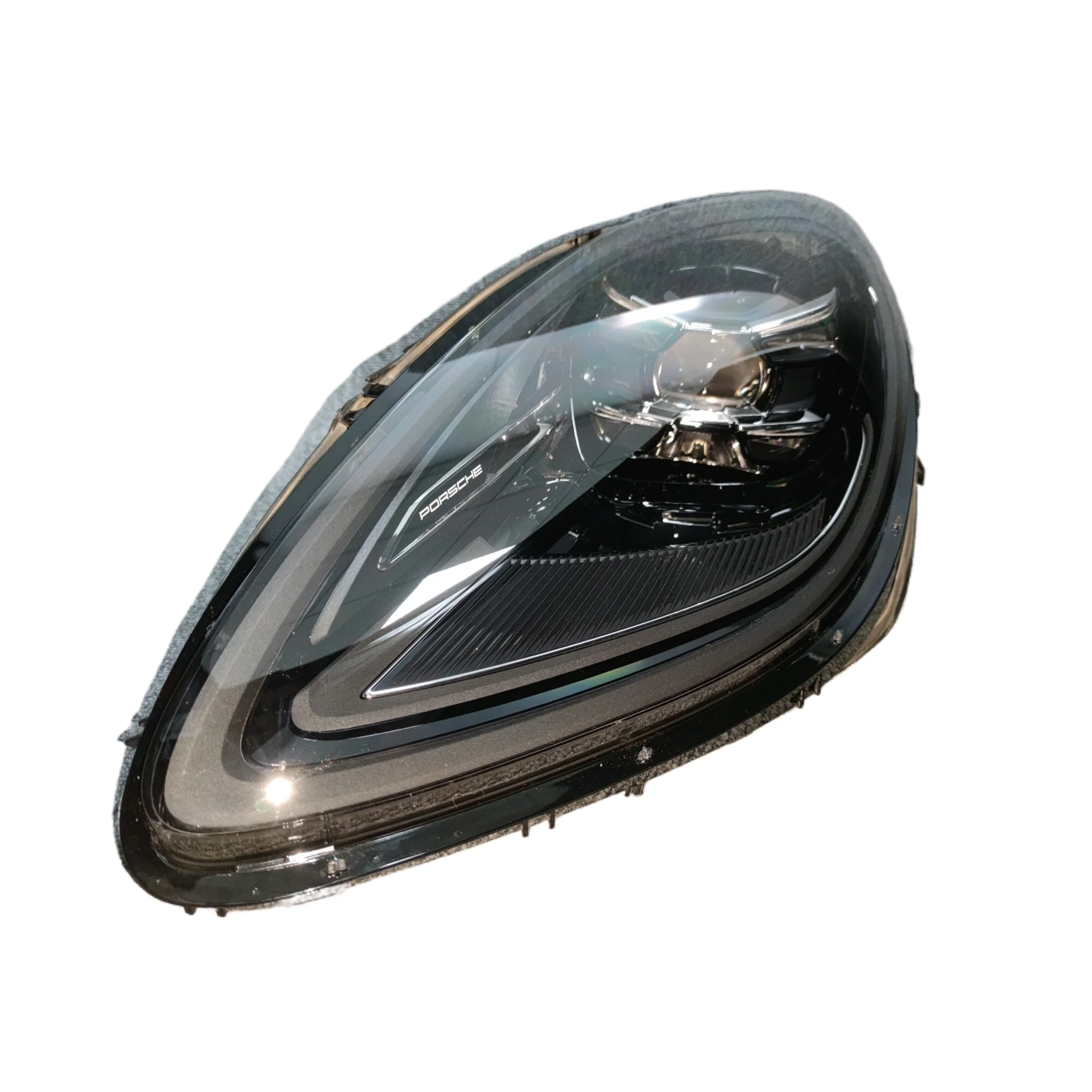 Фары подходящие для фар Porsche Macan Hernia Lights с адаптивными подержанными фарами