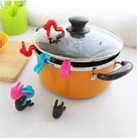 2 pcs of creative pot and lid holder silicone lid holder kitchen overflow kitchen tool household kitchen gadgets and accessories
