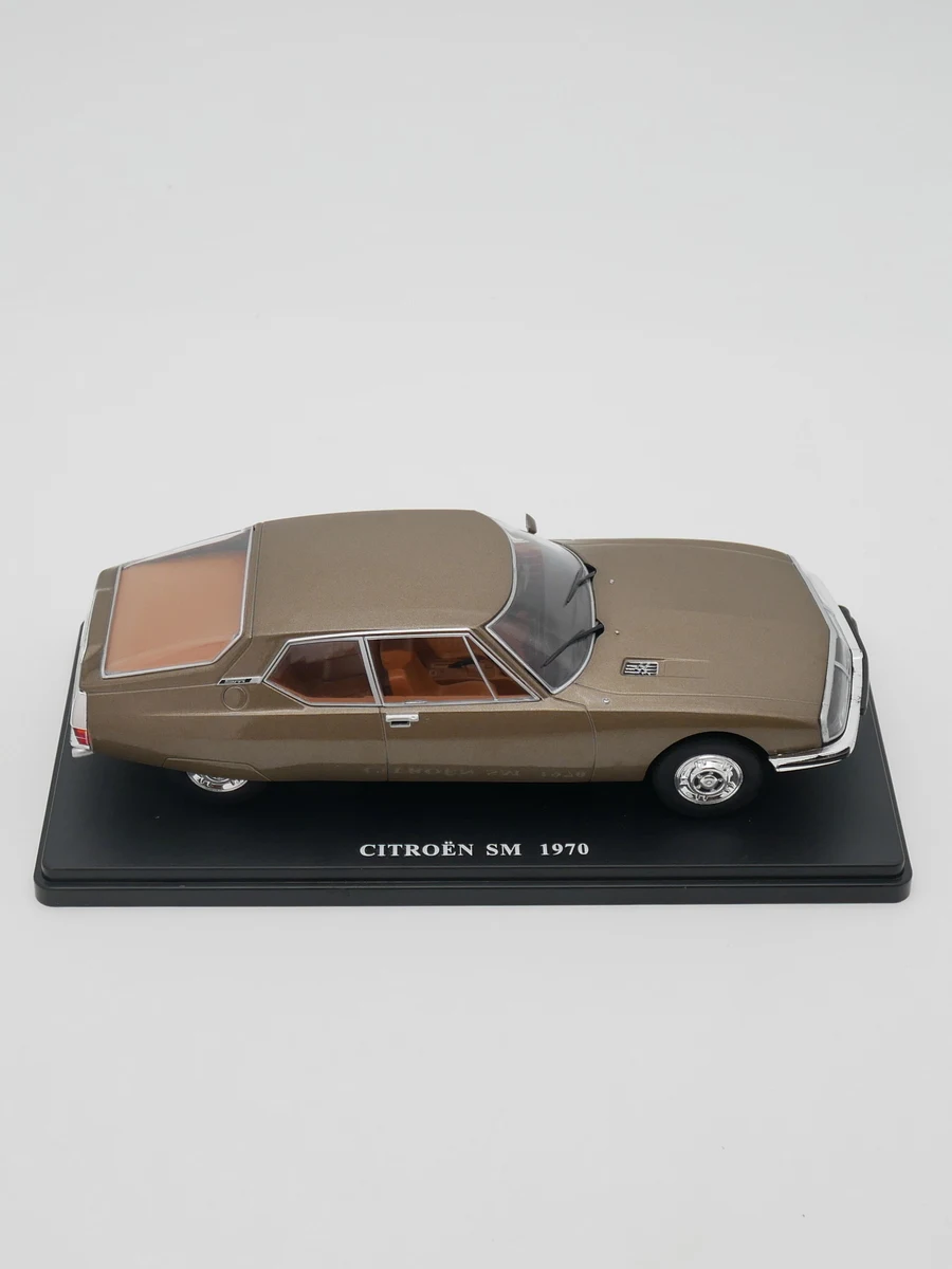 Фото Модель автомобиля из металла под давлением IXO 1: 9 Hachette Citroen SM 1970 №5