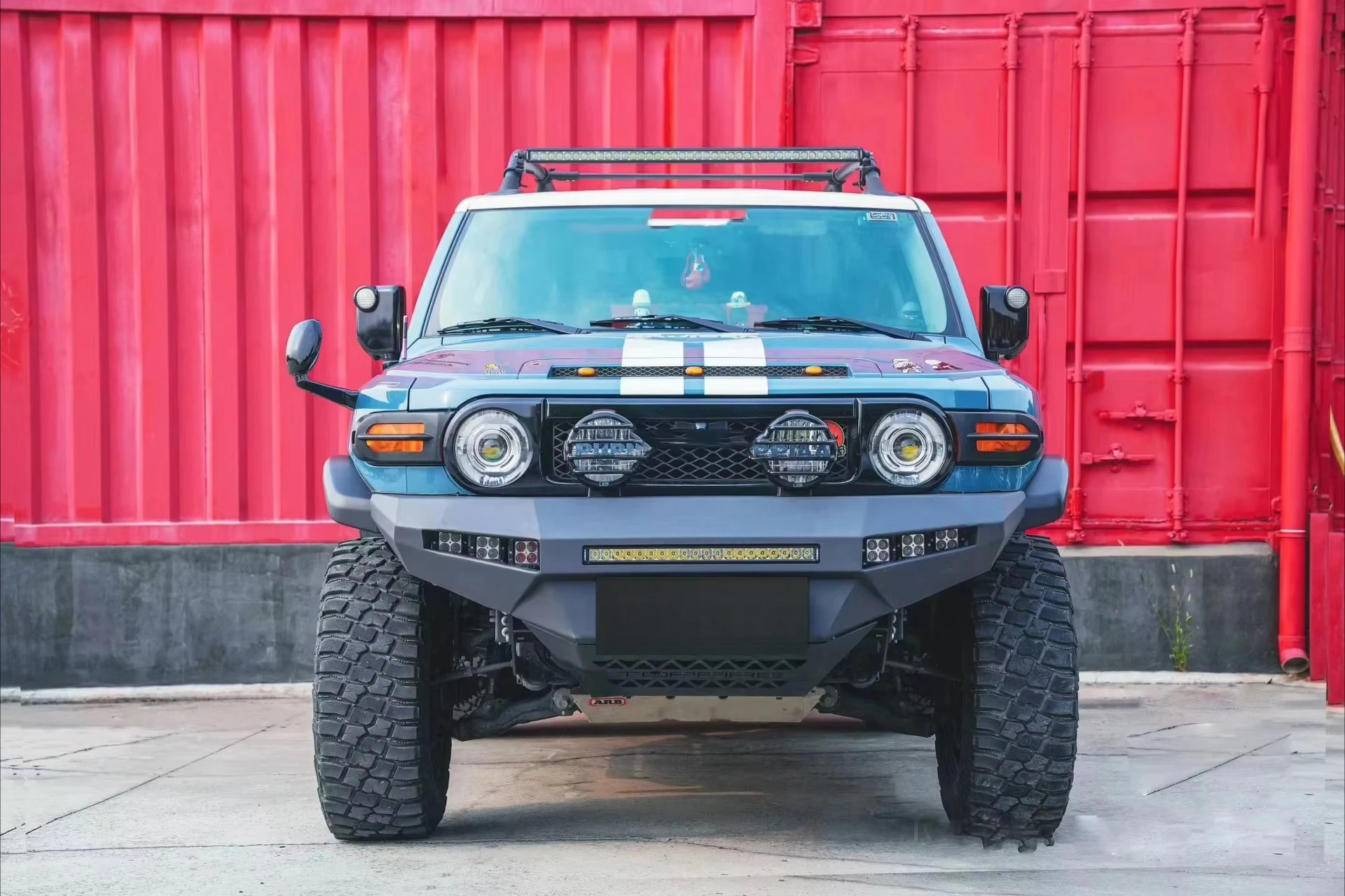 Амортизатор Vipera New FJ CRUISER с одинарной петлей, двунаправленный, с азотным наполнением, для лифт-комплекта 2-3.5 дюйма, с возможностью индивидуальной окраски кузова (art.: 3920dbd45c441) - 3920dbd45c441