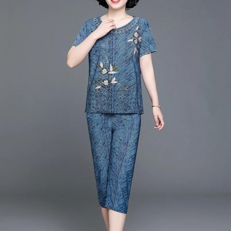 

Women 2 Piece Set Loose Print Short-sleeved T-shirt Tops + Pants Suits Summer Two Piece Set Female Set Woman Clothes