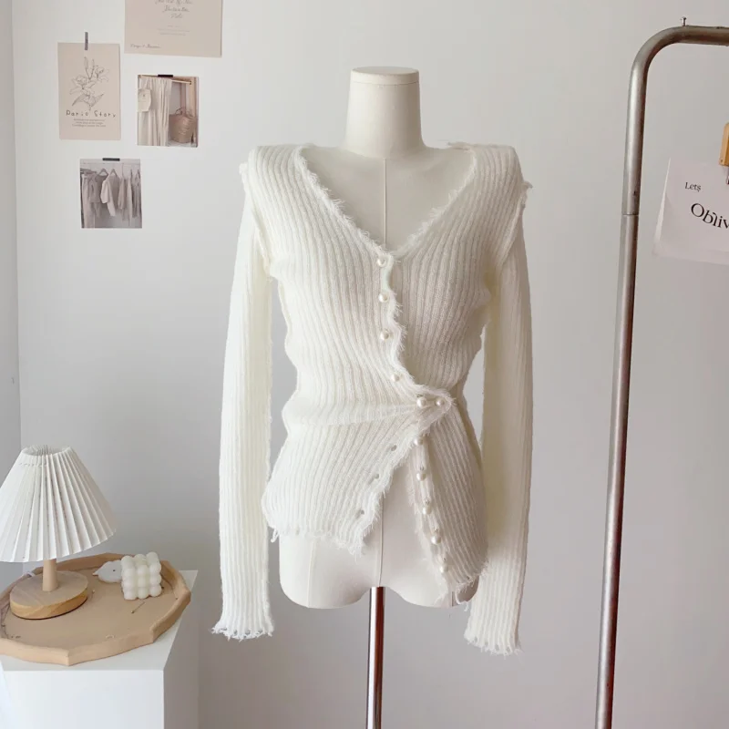 

BEENLE Winter White V-neck Wool Sweater Women's Design Tucked Waist Bottoming Knitted Cardigan Elegant Slim Simple Spring Shirt