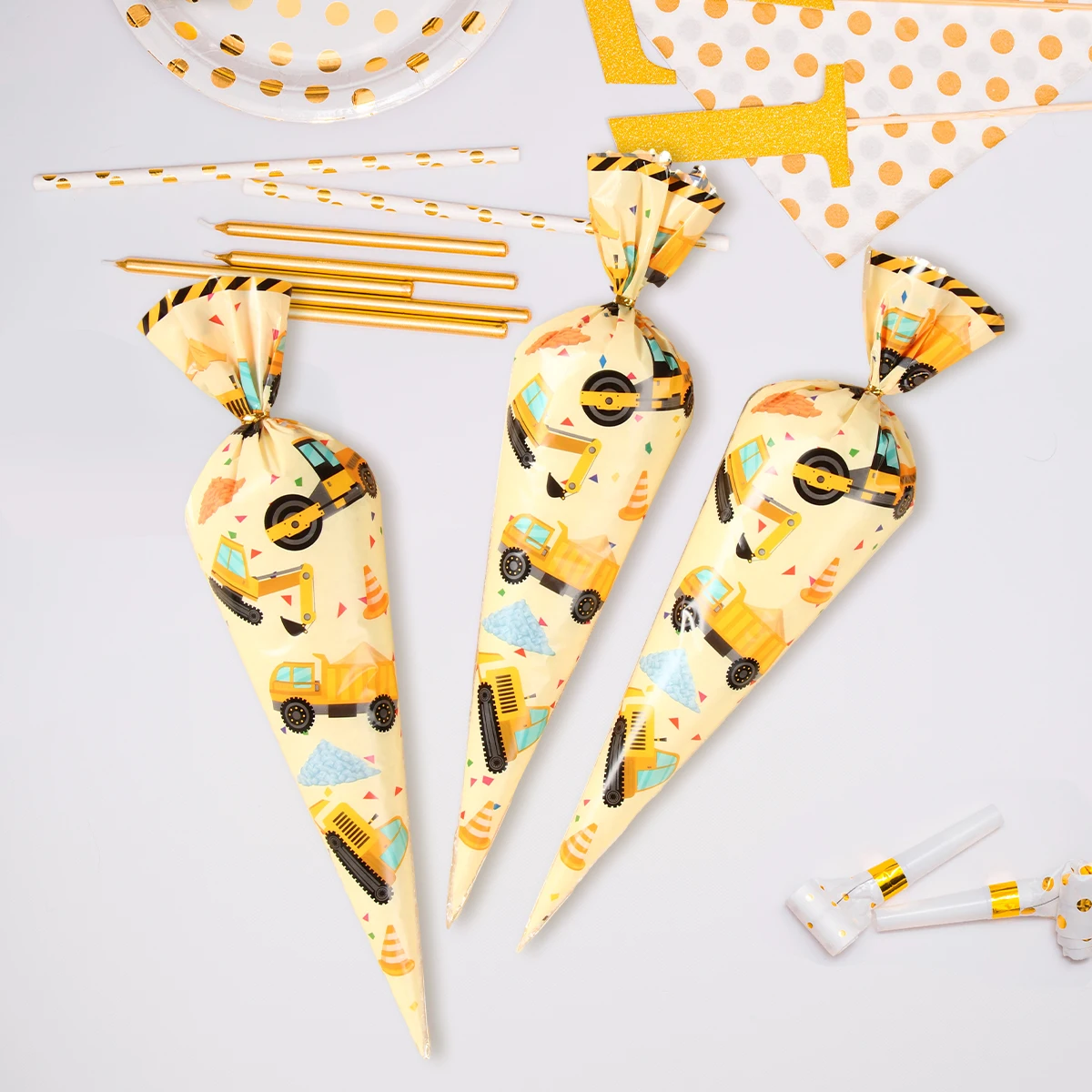 Рождественская тема конусные мешки для конфет украшение дня рождения мальчиков