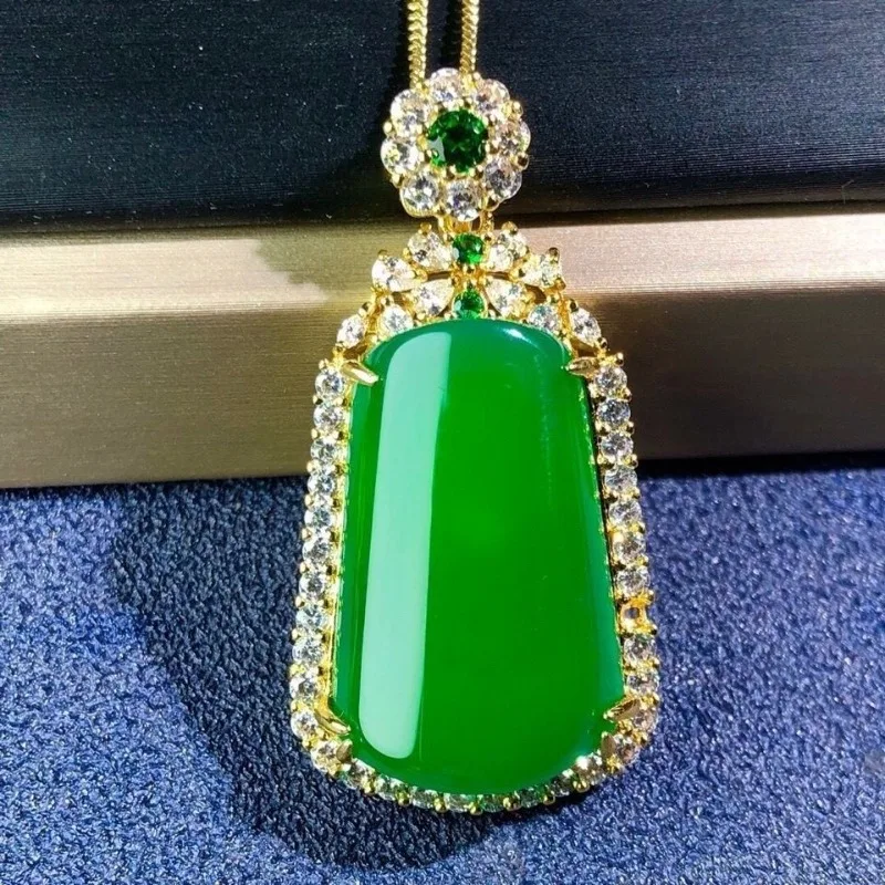 Безопасное ожерелье с кулоном император хризопраза