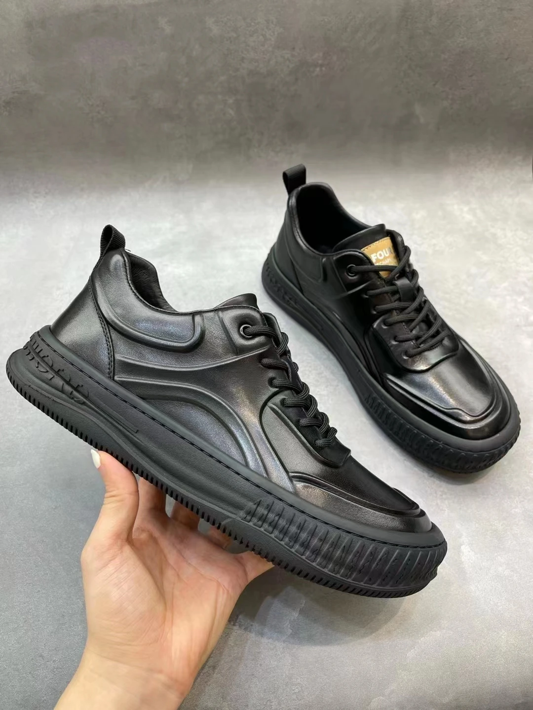 22-03 Новая легкая роскошная мужская обувь из высококачественной натуральной кожи