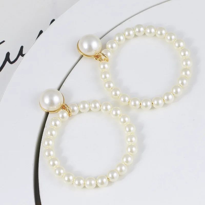 

Серьги в стиле ретро для женщин эстетические круглые жемчужные серьги для очаровательной леди подарок Aros корейские модные аксессуары Винт...